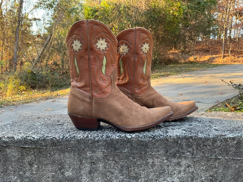 Size 8.5 women’s Liberty boots