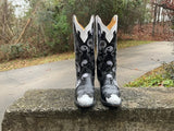 Size 7 women’s Bodacious boots