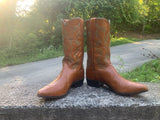 Size 8.5 men’s or 10 women’s Justin boots