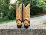 Size 8 women’s Larry Mahan boots