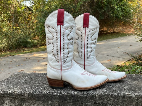 Size 9.5 women’s Frye boots