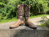 Size 8 men’s or 9.5 women’s Ammons boots