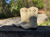 Size 7 women’s Cuadra boots