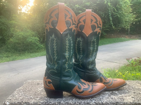 Size 6.5 women’s Larry Mahan boots