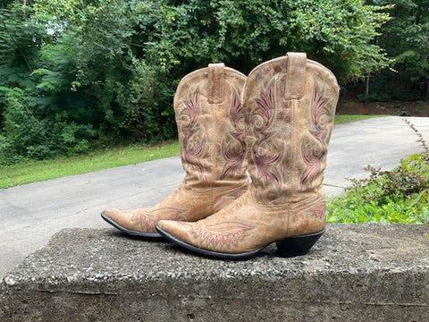 Size 9 women’s Corral boots