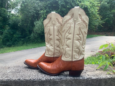 Size 8.5 women’s Justin boots