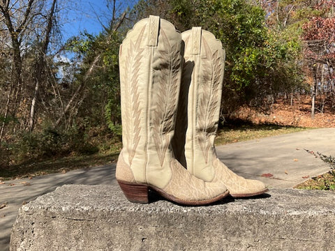 Size 8-1/2 women’s J. Chisholm boots