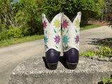 Size 6 women’s Tony Lama boots