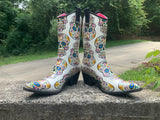 Size 9 women’s Rain boots