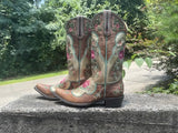 Size 9 women’s Old Gringo boots