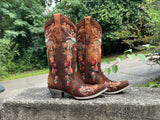 Size 7.5 women’s Corral boots