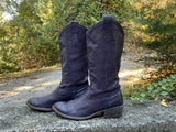 Size 8.5 women’s Frye boots