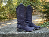 Size 8.5 women’s Frye boots