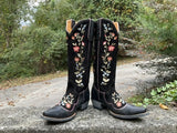 Size 9 women’s Old Gringo boots