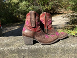 Size 7 women’s Old Gringo boots.
