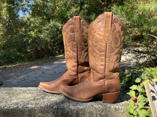 Size 8.5 women’s Corral boots