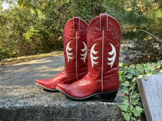 Size 7 women’s Justin boots