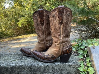 Size 7 women’s Lucchese boots