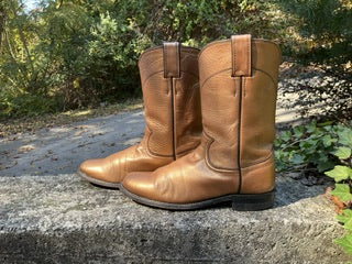 Size 7.5 women’s Justin boots