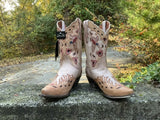 Size 9.5 women’s Dan Post boots