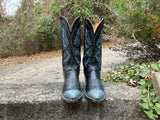 Size 8 women’s Lucchese boots