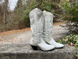 Size 7 women’s Acme boots