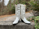 Size 7 women’s Acme boots