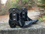 Size 7.5 women’s Lane boots