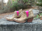 Size 8 women’s Ariat boots