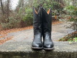 Size 8 men’s or 9.5 women’s Tony Lama boots