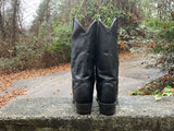 Size 8 men’s or 9.5 women’s Tony Lama boots