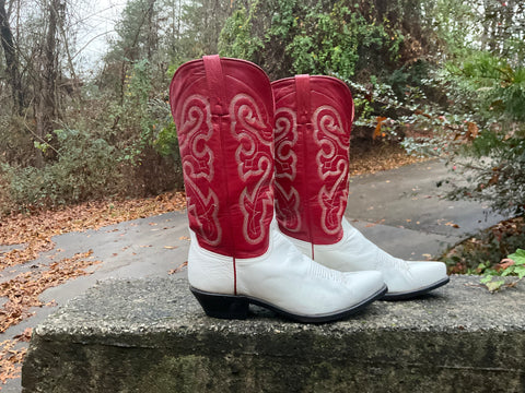 Size 9.5 women’s Ferrini boots