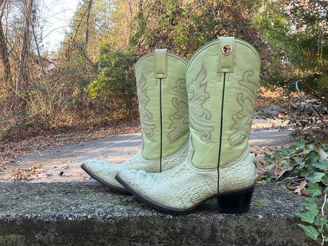 Size 9.5 women’s handmade boots