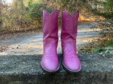 Size 9 women’s unbranded boots