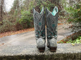 Size 6 women’s Corral boots