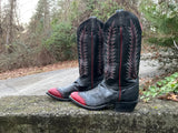 Size 8.5 men’s or 9.5 women’s Tony Lama boots