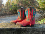 Size 6 women’s Ariat boots