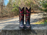 Size 7 women’s Liberty boots