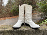 Size 9.5 men’s or 11 women’s Justin boots
