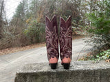 Size 7.5 women’s Larry Mahan boots.