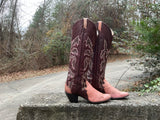 Size 7.5 women’s Larry Mahan boots.