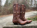 Size 7.5 women’s Heritage boots