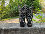 Size 8 women’s Old Gringo boots