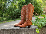Size 10 women’s Larry Mahan boots