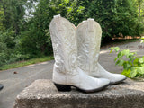 Size 7 women’s Larry Mahan boots