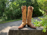 Size 8.5 women’s Larry Mahan boots