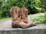 Size 10 women’s Ariat boots