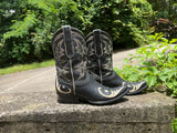 Size 9 women’s Old Gringo boots