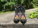 Size 8.5 women’s Old Gringo boots