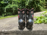 Size 8 women’s Old Gringo boots